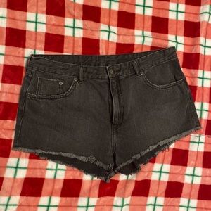 H&M low waist jean shorts - sz 12